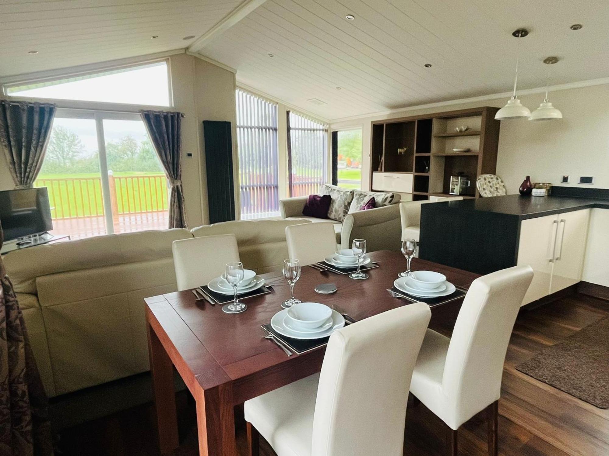Long Meadow Lodge With Hot Tub Malton Buitenkant foto